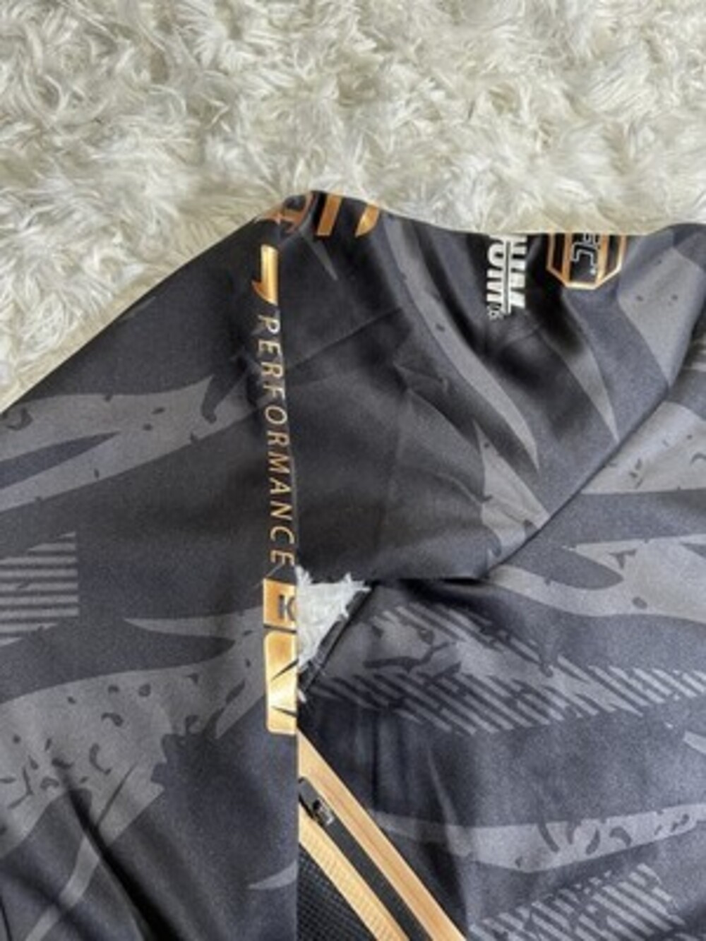 UFC Adrenaline by Venum Fight NightMen’s Walkout HoodieChampion NWT Size M - Picture 9 of 16